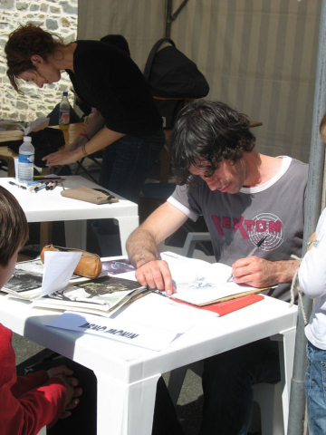 Anne Rouvin et Arno Monin en dédicace