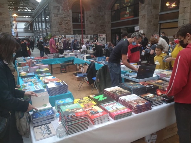 Stand des libraires, BD West et La Nouvelle Librairie (Saint-Brieuc)